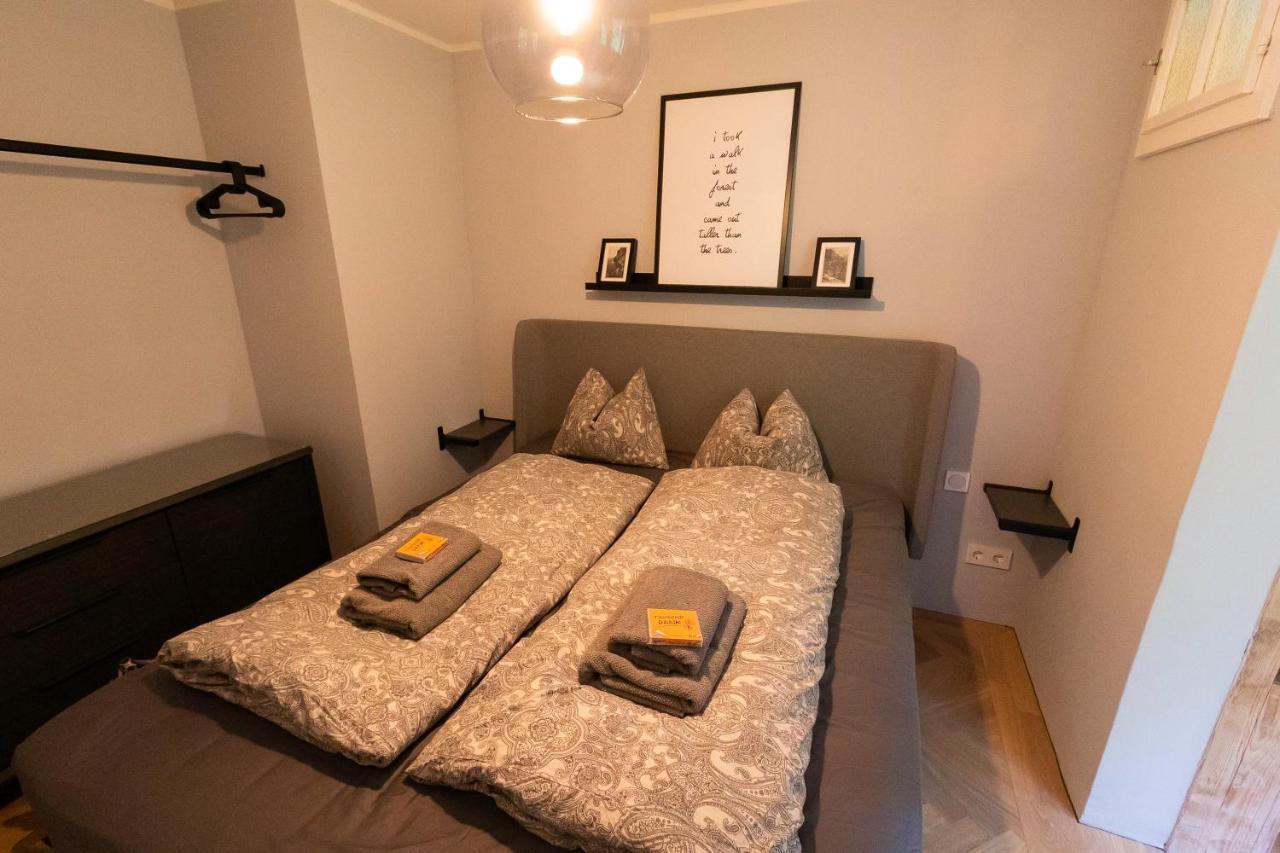 Apartment In Historischer Villa Mit Parkplatz Gruenau im Almtal Ngoại thất bức ảnh