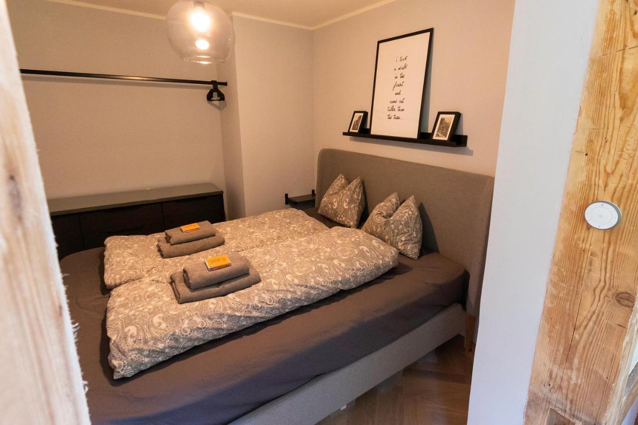 Apartment In Historischer Villa Mit Parkplatz Gruenau im Almtal Ngoại thất bức ảnh